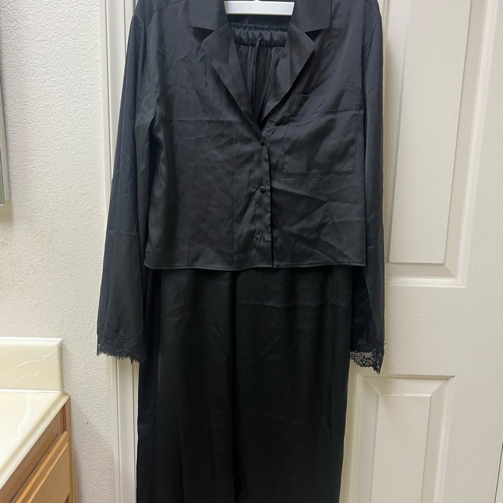 NWOT Abercrombie & Fitch Black Satin Pajama Set